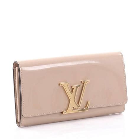 louis vuitton nude clutch|LOUIS VUITTON Patent Louise Clutch Nude .